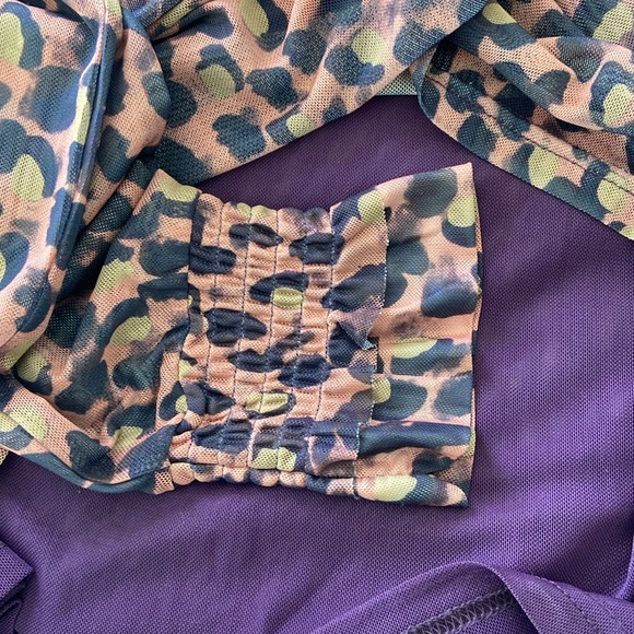 Anthropologie Poetic Woods Animal Print Mesh Long Sleeve Top NWOT Size S… - Picture 10 of 10